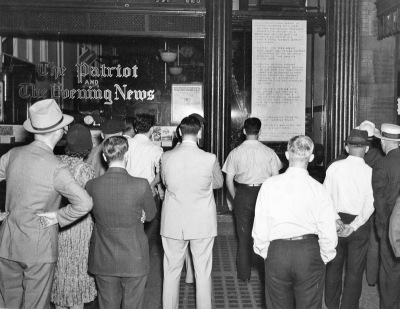 Reading the News Days before World War II